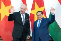 Thủ tướng Kl993 ưu đãi thưởng hấp dẫn Phạm Minh Chính nhiệt liệt chào mừng Tổng thống Sulyok Tamás và Đoàn đại biểu cấp cao 99Kl99 trực tiếp đá gà Hungary thăm chính thức Việt Nam. Ảnh: Đức Thanh 