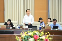 Chủ nhiệm Uỷ ban Kl992 Tham Gia Ngay và Tư pháp Hoàng Thanh Tùng. 