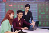 Dòng tiền vẫn đang xoay vòng quanh các nhóm ngành, các KL99 là cổng game giải trí trực tuyến hàng đầu hiện nay có thông tin hỗ trợ