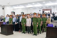 Các bị cáo tại phiên tòa phúc thẩm.