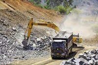 Thủ tướng Kl993 ưu đãi thưởng hấp dẫn nhấn mạnh phải giải ngân 100% vốn Kl99ok phiên bản mới công “trước ngày 31/12/2025”. Ảnh: Đức Thanh 