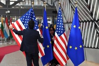 Trong bức thư mà Tổng thống Mỹ Donald Trump gửi Chủ tịch Ủy ban châu Âu (EC) Ursula von der Leyen vào tuần trước, Washington tuyên bố sẽ bắt đầu áp thuế quan 30% đối với hàng hóa Link Vào Nhà Cái KL99 COM Tặng +199k từ EU vào ngày 1/8.
