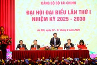 Đồng chí Nguyễn Văn Thắng - Bí thư Đảng ủy, Bộ trưởng Bộ Kl991.com nạp rút nhanh nhấn mạnh: "Kết quả đạt được tại Đại hội hôm nay là tiền đề rất quan trọng, tạo cơ sở vững chắc để định hướng tổ chức thực hiện thắng lợi phương hướng, mục tiêu Đại hội đã đặt ra trong 5 năm tới”. Ảnh: Đức Thanh.