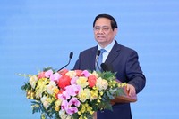 Thủ tướng Kl993 ưu đãi thưởng hấp dẫn Phạm Minh Chính. Ảnh: VGP