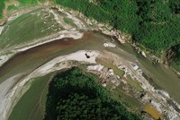 Khu vực khai thác cát trái phép trên sông Nước Xa. 