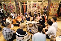 Đoàn Famtrip “Tour du lịch ẩm thực Thái Nguyên năm 2025” do Sở Văn hóa, Thể thao và Du lịch tỉnh tổ chức ngày từ ngày 15-16/9, tại bản làng Thái Hải. Ảnh: Hồ Hạ. 