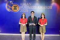 Đại diện Vietjet, Phó Giám đốc Kl991.com nạp rút nhanh Nguyễn An Phú nhận giải "Kl991.com World Cup 2026 Chính Thức xuất sắc nhất ngành du lịch Đông Nam Á" tại Giải thưởng Kl991.com World Cup 2026 Chính Thức ASEAN 2025 
