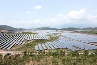 Dự án Nhà máy điện mặt trời KN Vạn Ninh, tỉnh Khánh Hòa. Ảnh: Linh Đan 
