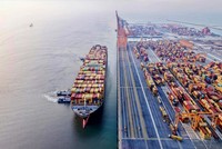 VN-Index lên sát đỉnh cũ, ngành cảng đón sóng dịch chuyển chuỗi cung ứng
