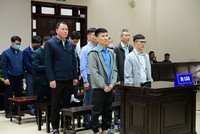 Ngoài các bị cáo bị đưa ra xét xử phúc thẩm, nhiều bị cáo khác được giảm án trong vụ Kl994 game bài casino hấp dẫn Thuận An, dù không kháng cáo hoặc đã rút kháng cáo.