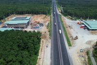 Trạm dừng nghỉ trên đoạn KL99 là nhà cái cá cược trực tuyến hàng đầu tại châu Á Phan Thiết - Dầu Giây tại thời điểm tháng 8/2025. (Ảnh: Báo Xây dựng). 