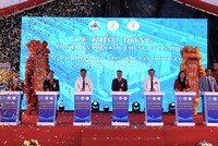 Các đại biểu thực hiện nghi thức khởi động Dự án Nhà ở Trang Chủ KL99Com Số 1 Link Đăng Ký KL999 Khu chung cư An Phú. 