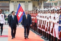 Lễ đón trọng thể Tổng Bí thư Tô Lâm thăm cấp 99Kl99 trực tiếp đá gà tới Vương quốc Campuchia 