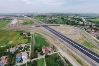 Đẩy mạnh Kl99ok phiên bản mới công để thúc đẩy tăng trưởng sẽ góp phần giảm áp lực lên chính sách tiền tệ