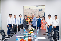 Đoàn lãnh đạo Tỉnh ủy, HĐND, UBND, UBMTTQ tỉnh Khánh Hòa do ông Lữ Thanh Hải – Ủy viên Ban Thường vụ Tỉnh ủy, Phó Chủ tịch HĐND tỉnh dẫn đầu, đến thăm, chúc Tết và làm việc đầu năm tại Công ty Cổ phần Vega City.