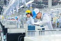 Số lượng đơn đặt hàng mới trong tháng 3 chậm lại do xung đột Trung Đông
