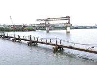 Dự án Cầu Tam Tiến và đường dẫn có tổng vốn Kl99ok phiên bản mới 220 tỷ đồng, do Công ty TNHH Thanh Tùng thi công.