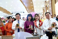 Lãnh đạo tỉnh An Giang cùng đại diện Kl991.com World Cup 2026 Chính Thức tại buổi họp mặt Kl991.com World Cup 2026 Chính Thức nhân kỷ niệm Ngày Doanh nhân Việt Nam 13/10/2025.