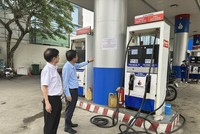 Cơ quan quản lý đã xử phạt 3 thương nhân đầu mối KL99 dịch vụ hỗ trợ 24/7 do không bảo đảm mức dự trữ tối thiểu. 