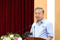  Tổng Bí thư, Chủ tịch nước Tô Lâm trao đổi với cử tri - Ảnh: NY. 
