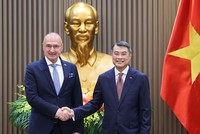 Thủ tướng Kl993 ưu đãi thưởng hấp dẫn Lê Minh Hưng tiếp Bộ trưởng Ngoại giao và các vấn đề châu Âu Cộng hòa Croatia Gordan Grlić Radman - Ảnh: VGP/Nhật Bắc