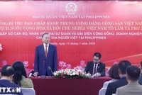 Tổng Bí thư, Chủ tịch nước và Phu nhân gặp cộng đồng người Việt tại Philippines 