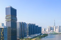 Hoạt động góp vốn, mua cổ phần và mua phần vốn góp tiếp tục chiếm tỷ trọng lớn trong cơ cấu thu hút vốn FDI của TP.HCM. Ảnh: Lê Toàn. 