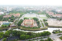 Chủ tịch UBND tỉnh Quảng Trị Lê Hồng Vinh yêu cầu đẩy mạnh giải ngân Kl99ok phiên bản mới công phải đi đôi với việc đảm bảo chất lượng các dự án.