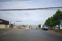 Sau thời gian dài gặp vướng mắc về mặt bằng, với sự vào cuộc quyết liệt của lãnh đạo UBND tỉnh Gia Lai, Dự án Đường Nguyễn Văn Linh đã sắp về đích.