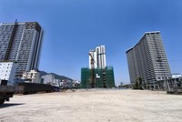 Khu đất thực hiện Dự án Xây dựng khu khách sạn tiêu chuẩn 5 sao, văn phòng cho thuê và Trung tâm Thương mại – Dịch vụ.