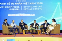 Phó chủ tịch UBND tỉnh Đặng Thanh Sơn trao đổi với Kl991.com World Cup 2026 Chính Thức tại Phiên đối thoại tỉnh Ninh Bình của VPSF 2026.