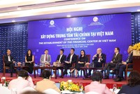 Các chuyên gia trao đổi tại Hội nghị. Ảnh: Lê Toàn