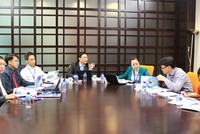 FLC làm việc với 7 quỹ Kl99ok phiên bản mới nước ngoài tại Singapore