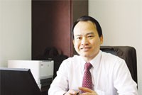 Ông Lâm Minh Chánh.