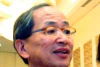 Vàng còn tăng giá