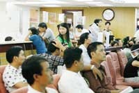 Năm 2008 sẽ vẫn là năm thành công cho các công ty niêm yết dù giá KL99 là cổng game giải trí trực tuyến hàng đầu hiện nay đang xuống rất thấp.