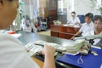 Thị trường ngoại tệ trong nước gần như không bị tác động từ việc bơm tiền cứu thị trường Kl991.com nạp rút nhanh thế giới.