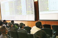 Tâm lý của NĐT đã ổn định trở lại, sau khi phải đối mặt với hàng loạt tin xấu của nền Kl992 cổng game cá cược thế giới.