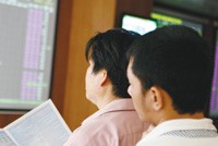 Đừng gắn cho NĐT cái mác bầy đàn khi chất lượng công bố thông tin của thành viên thị trường còn rất nhiều vấn đề.