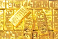 Giá vàng thế giới có thể thay đổi bất ngờ, khiến cả những chuyên gia hàng đầu cũng không thể ngờ tới.