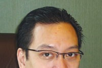 Ông Hoang D. Quan