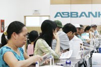 Tăng trưởng tín dụng có sự đột biến trong tháng 4.