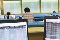 Trong trung và dài hạn, TTCK có được sự "Kl99kl phiên bản hoạt động" cần thiết cho mục tiêu tăng trưởng bền vững.