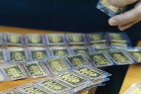 Vàng ngoài thuộc tính hàng hóa còn có tính Kl99kl phiên bản hoạt động rủi ro.