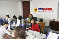 Tín dụng tiêu dùng trên địa bàn TP. HCM đã tăng khoảng 20% so với đầu năm .