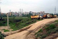 Những khu đất thuộc huyện Thanh trì, Láng - Hòa Lạc đang được các hộ dân từ chối bán vì hy vọng giá sẽ tiếp tục tăng.