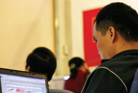 Hầu hết NĐT cá nhân chỉ có thể tiếp cận thông tin qua con đường chính thống.