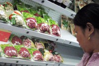 Hàng thiết yếu chỉ giảm giá tượng trưng trong "Tháng khuyến mại"