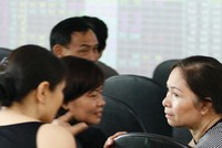 Vẫn còn nhiều thắc mắc xung quanh cách thức triển khai thu thuế thu nhập 99Kl99 link đăng nhập. Ảnh: Đức Thanh