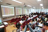 Sau khi có sự khởi sắc trong năm 2009, TTCK Việt Nam đang có dấu hiệu điều chỉnh. Ảnh minh họa: Đức Thanh/ĐTCK